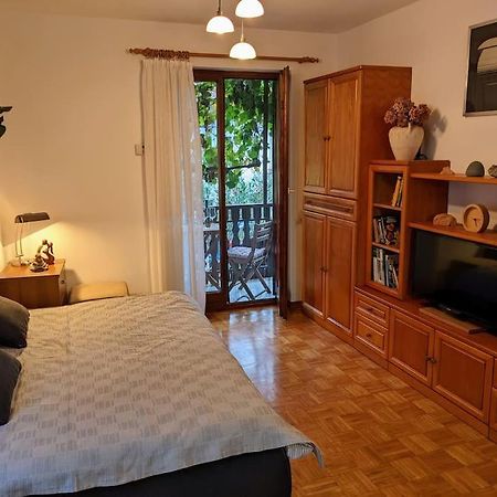 Apartment Kolodvor Dornberk المظهر الخارجي الصورة