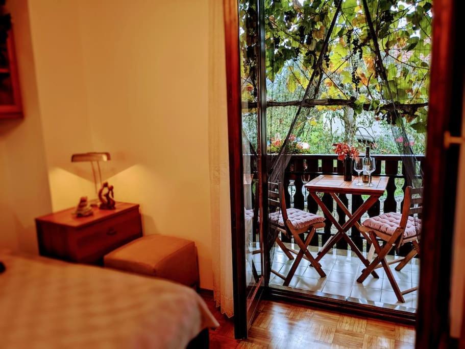 Apartment Kolodvor Dornberk المظهر الخارجي الصورة