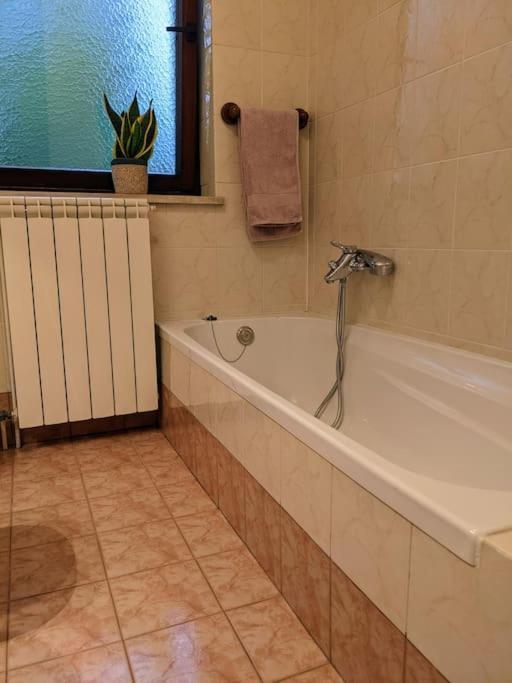 Apartment Kolodvor Dornberk المظهر الخارجي الصورة